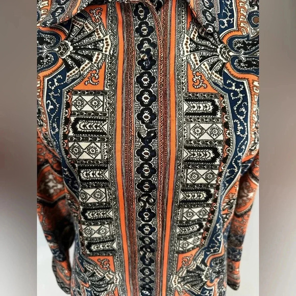 VTG 1970’s Women’s Paisley Geometric Orange Blue Button Down. Pointed Collar. - Picture 2 of 10